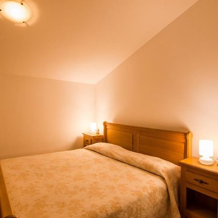 Villa Calussovo Ripenda Kras Екстер'єр фото