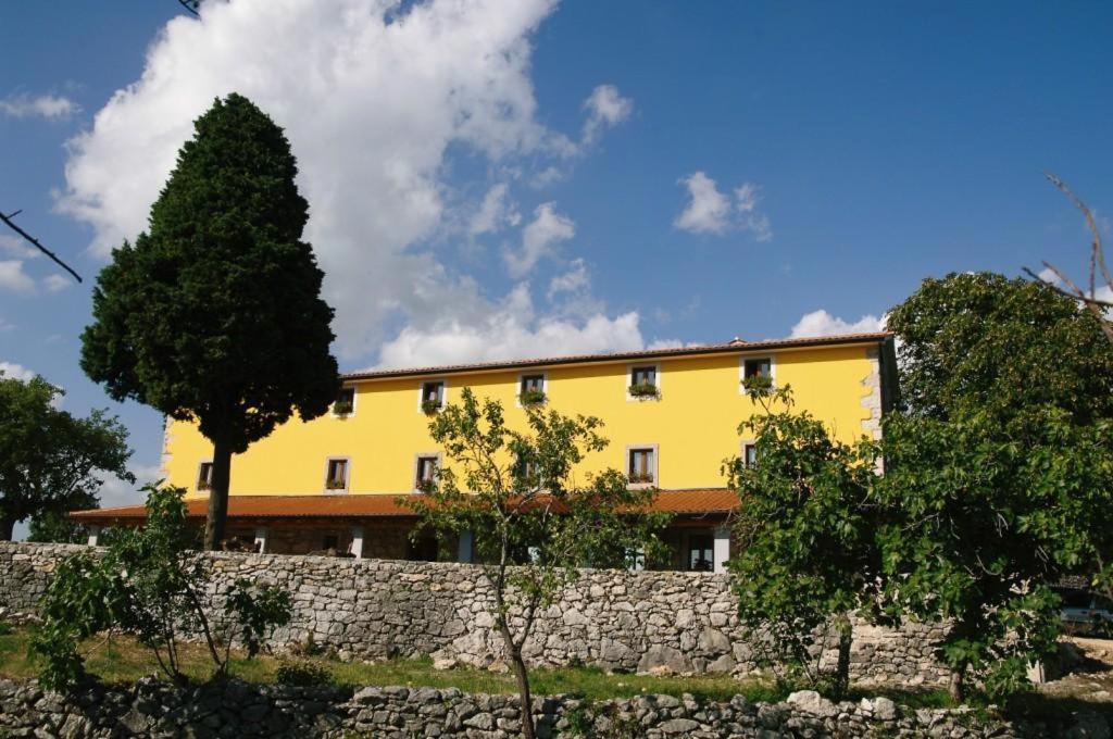 Villa Calussovo Ripenda Kras Екстер'єр фото