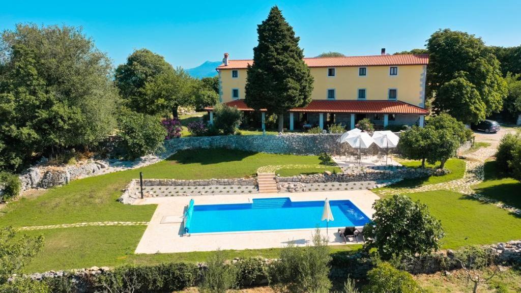 Villa Calussovo Ripenda Kras Екстер'єр фото